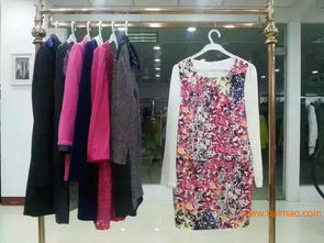 尾货服装批发报价指南 品牌折扣女装厂价直销一手货源全解析